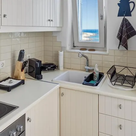 Studio With Seaview At Faragas Apartamento